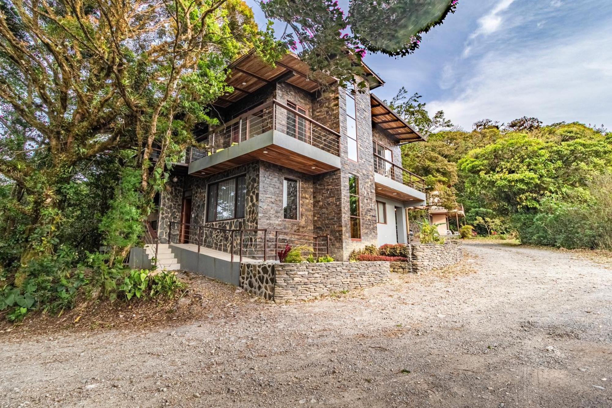 Cougar Monteverde Exterior foto